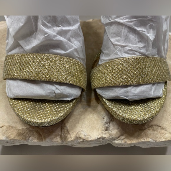 Sz 9 M Delicious Shiner Gold Shimmer Strappy Open Toe Sandal Block High Heels - Picture 3 of 15